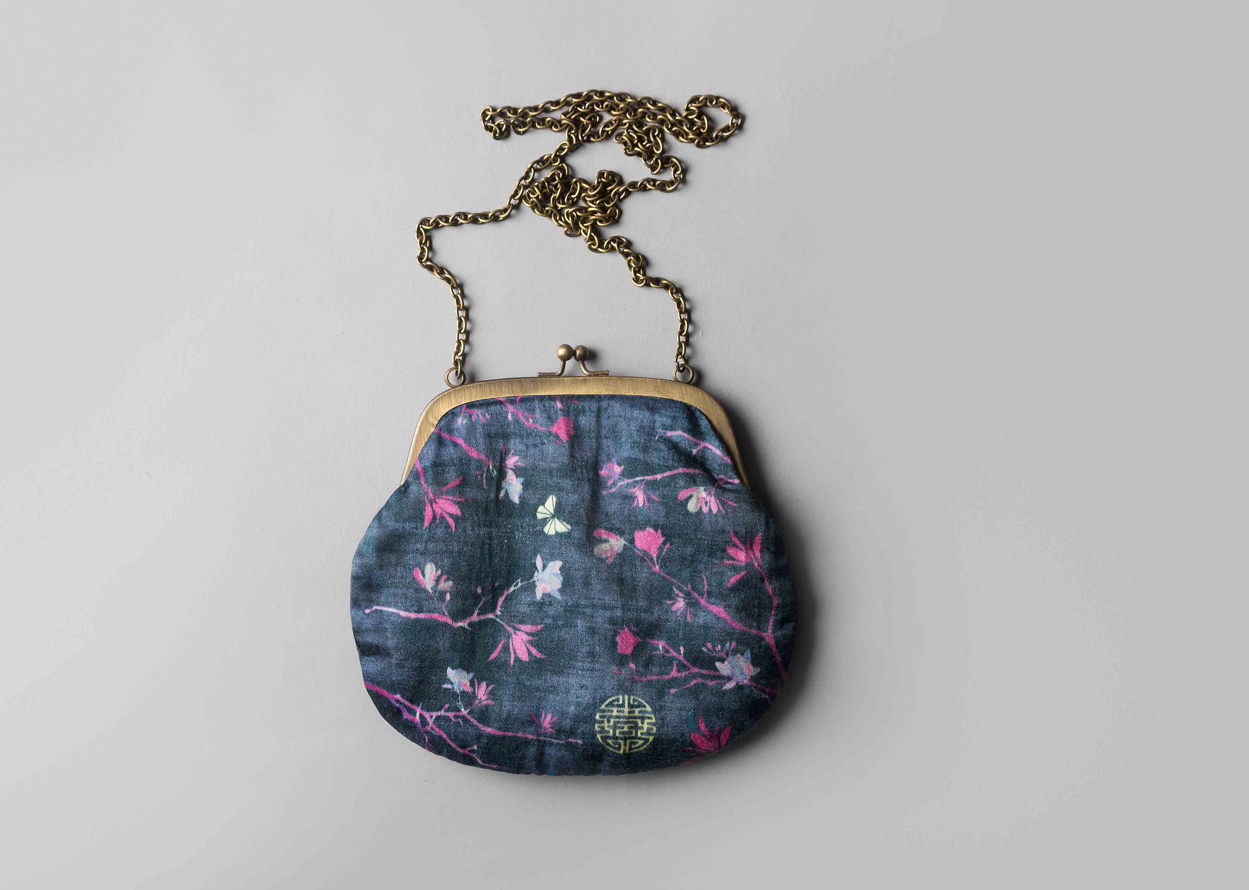 The Sling Clutch - Image 3