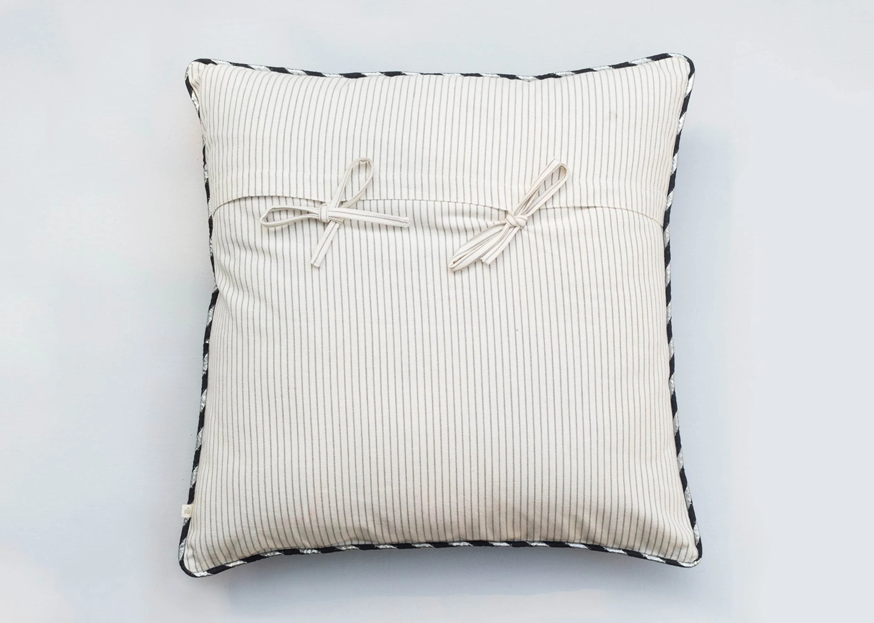 Tiger Rose Cushion Cover - Green - Image 3