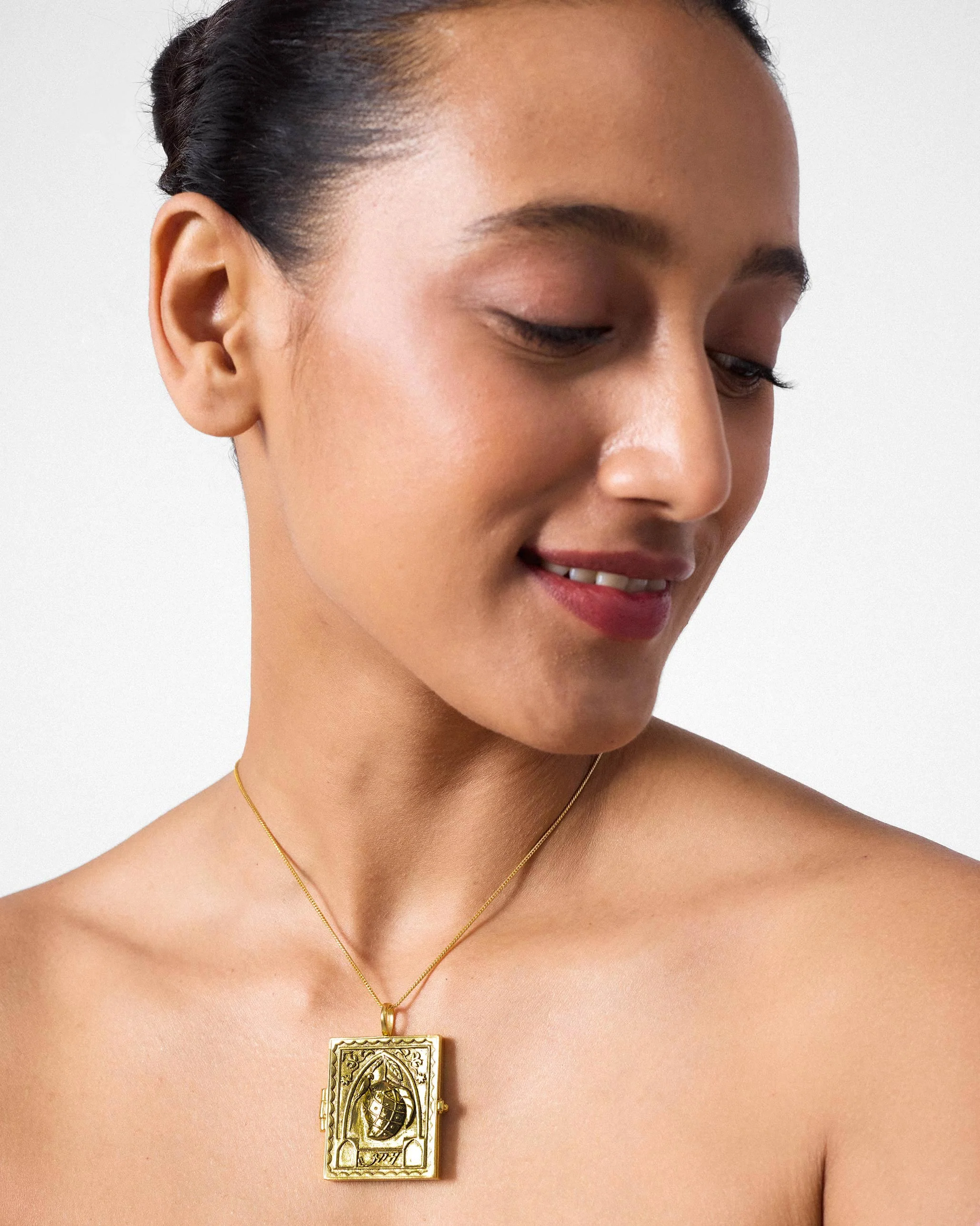 Tota Locket - Gold - Image 2