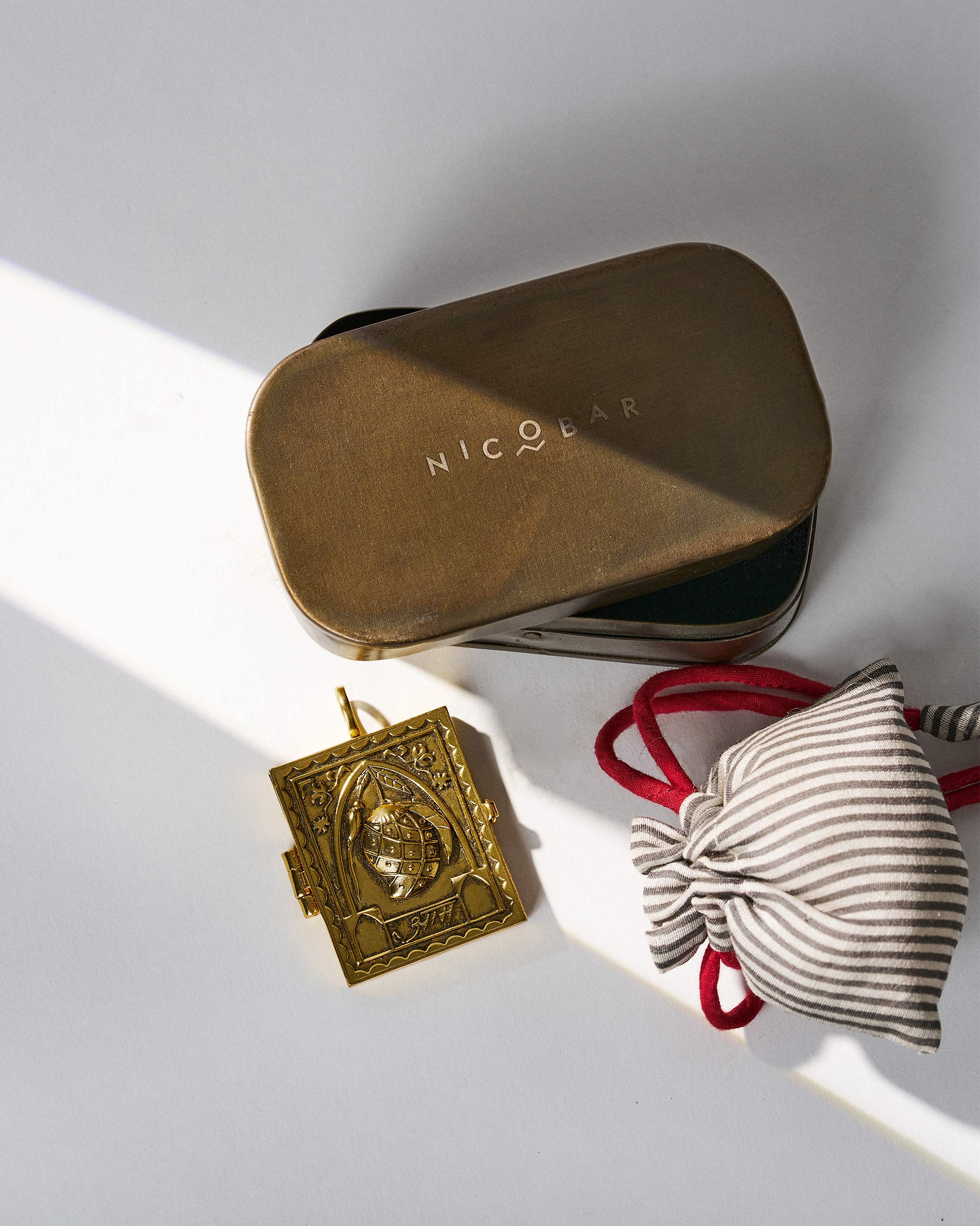 Tota Locket - Gold - Image 7