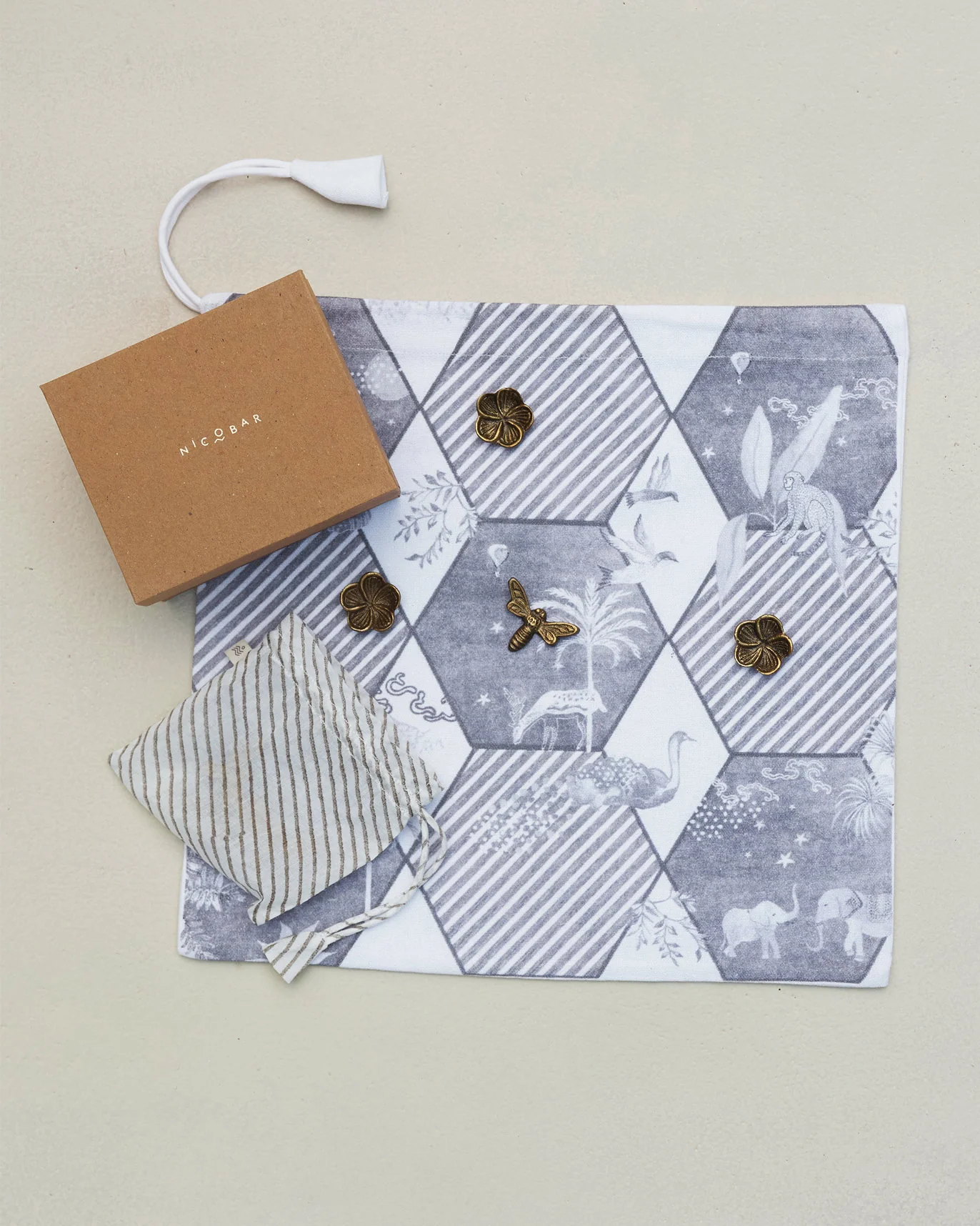 Traveller Tic Tac Toe - Image 6