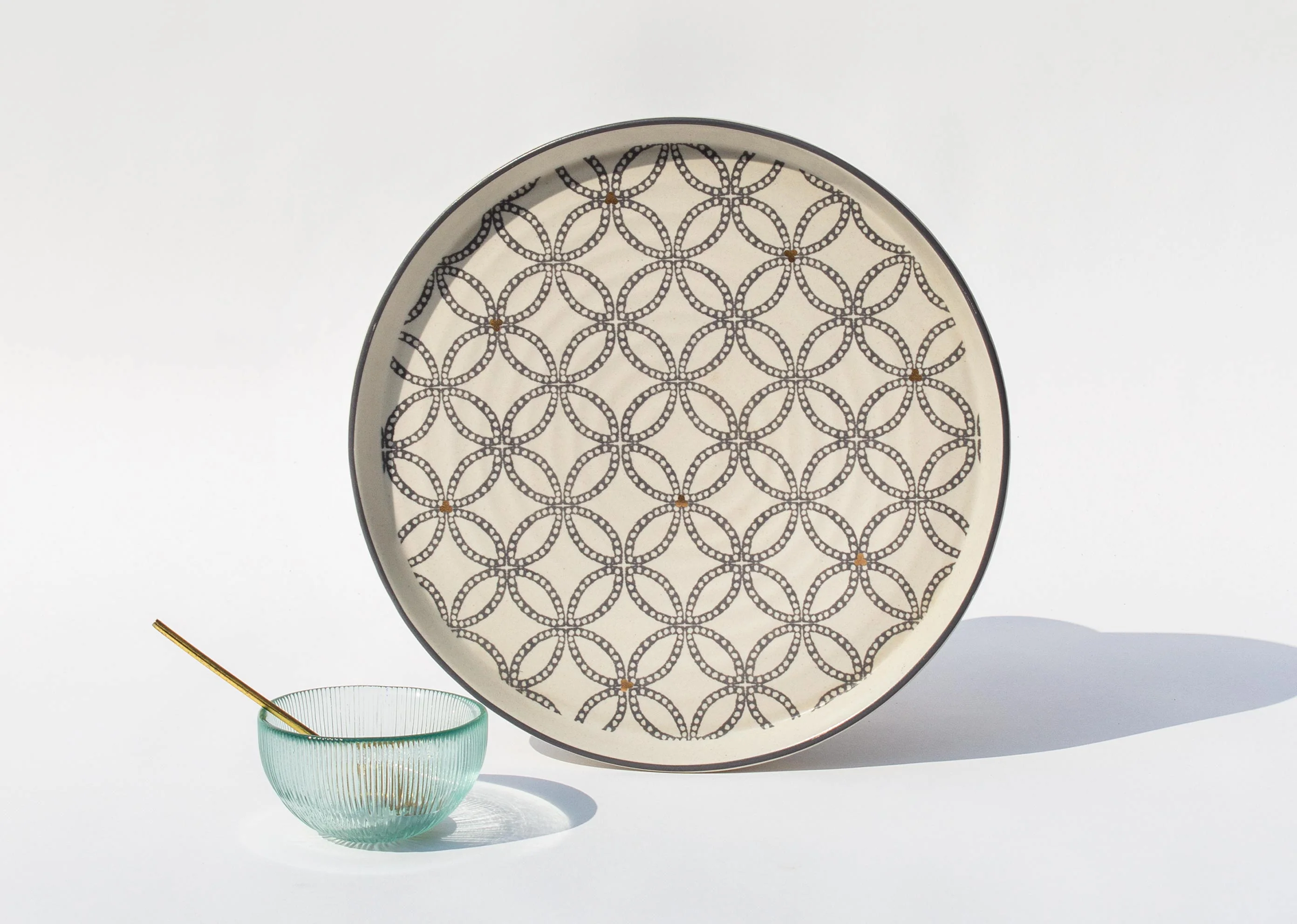 Trelis Platter with Dip Bowl & Spoon - Image 3