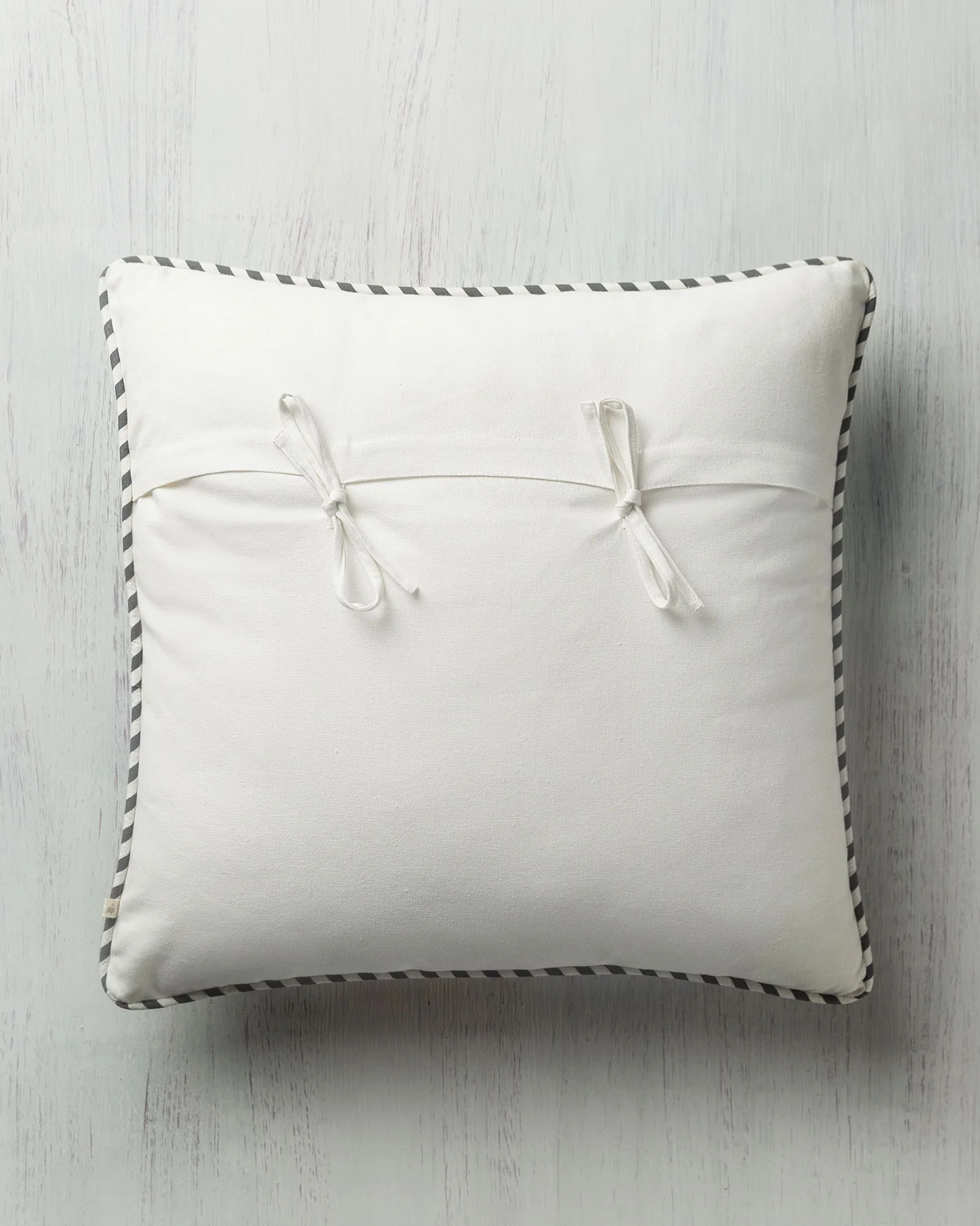 Trinco Dragonfruit Cushion Cover - Image 2