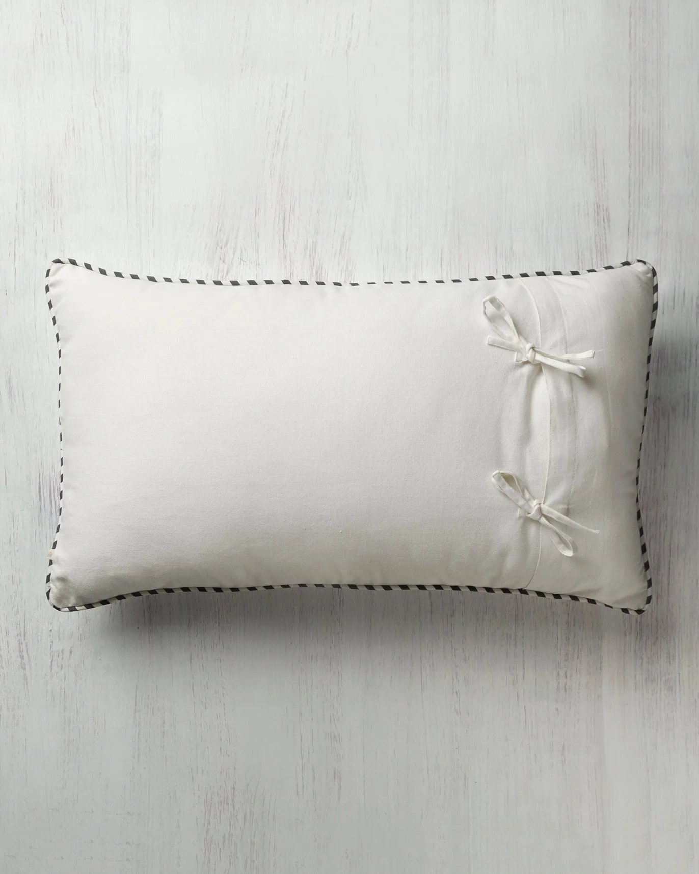 Trinco Tropics Pillow Cover - Image 2