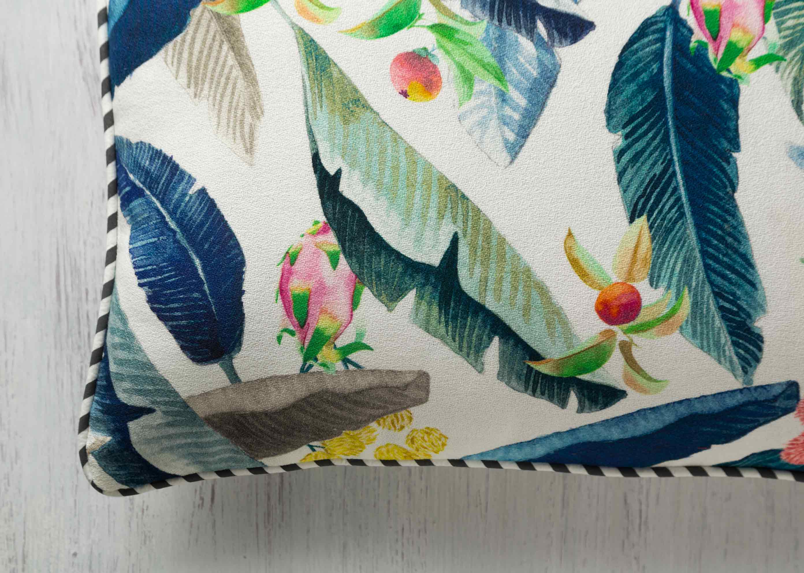 Trinco Tropics Pillow Cover - Image 3