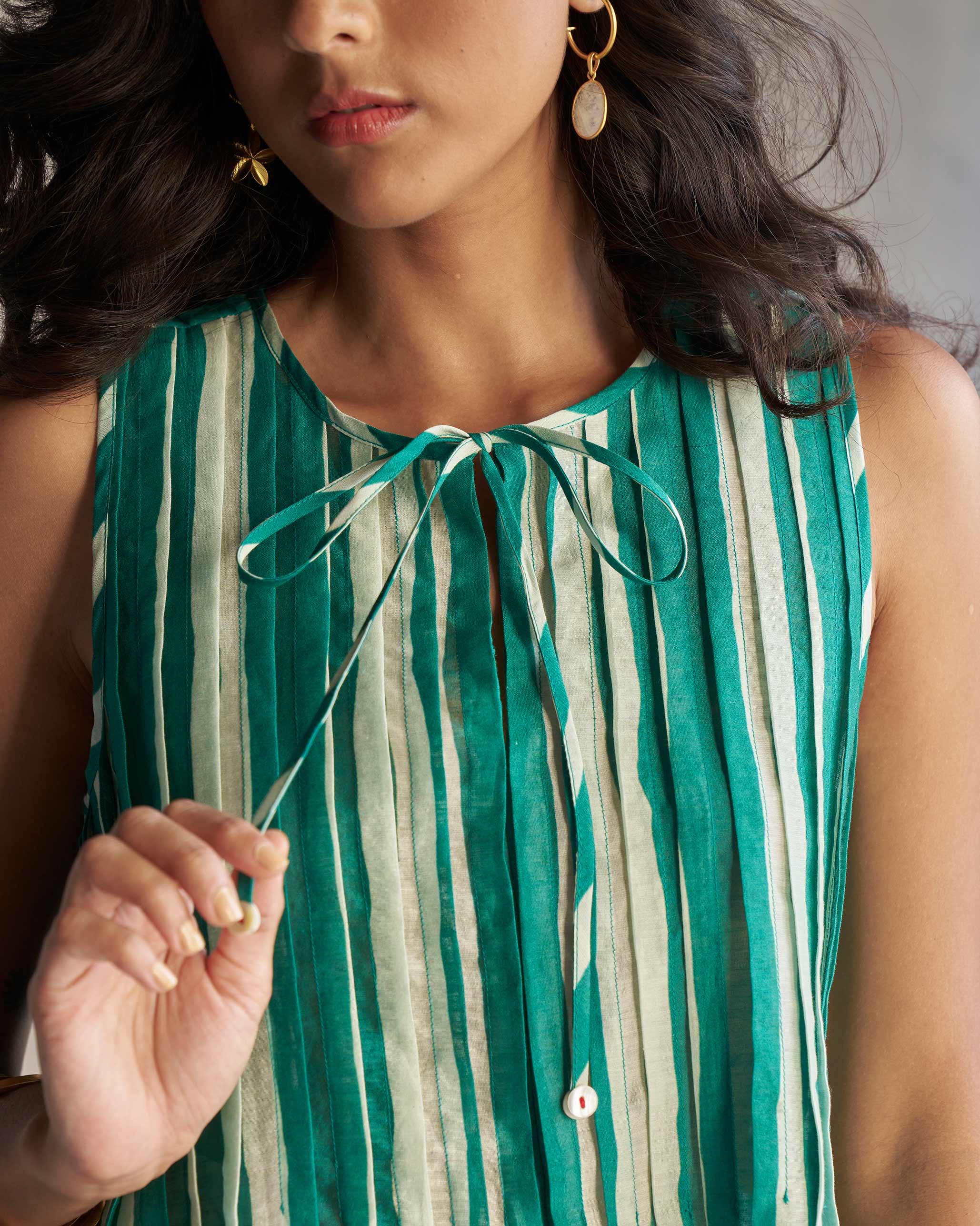 Trumpet Top - Beige & Teal - Image 2