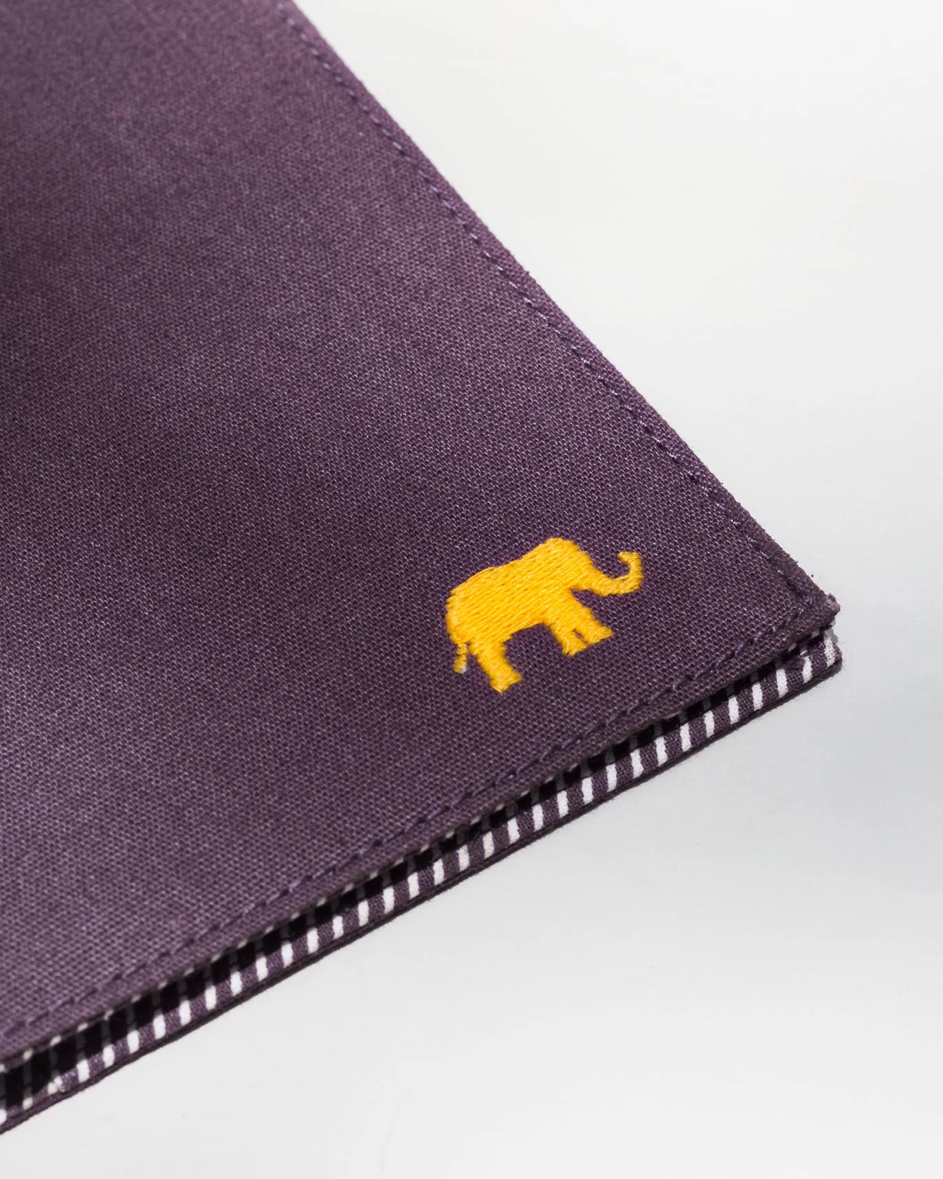 Tusker Passport Sleeve - Image 2