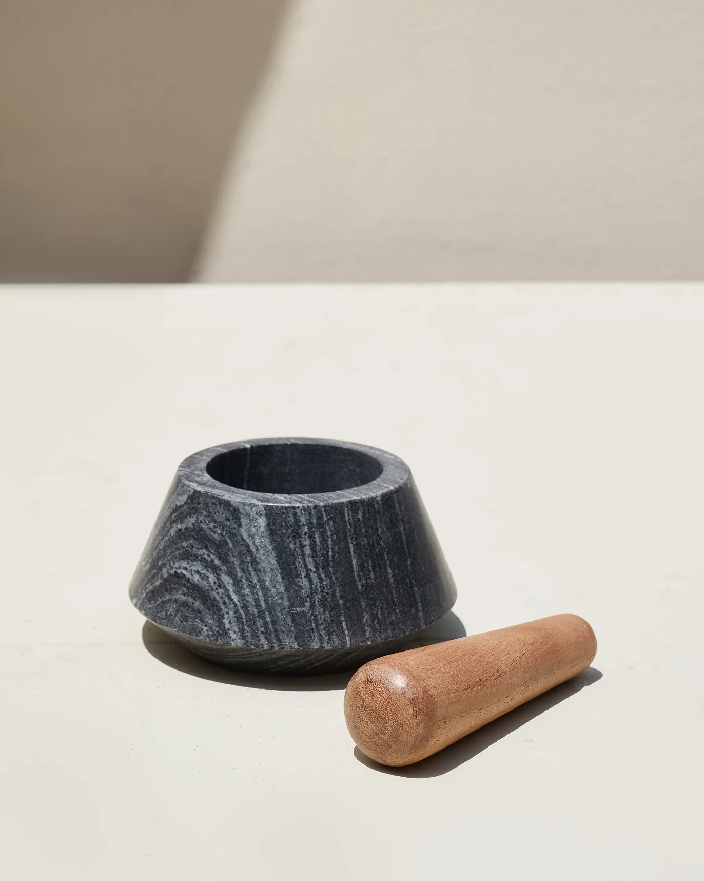 Ukiyo Mortar & Pestle - Midnight Marble - Image 3