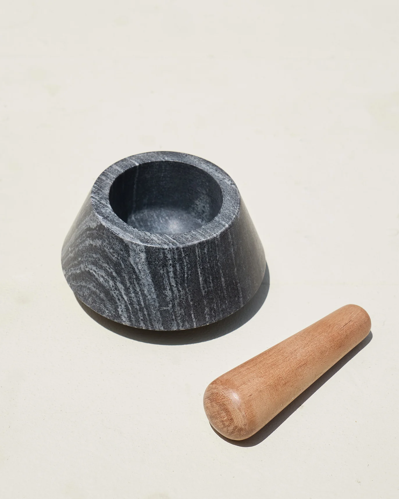 Ukiyo Mortar & Pestle - Midnight Marble - Image 4