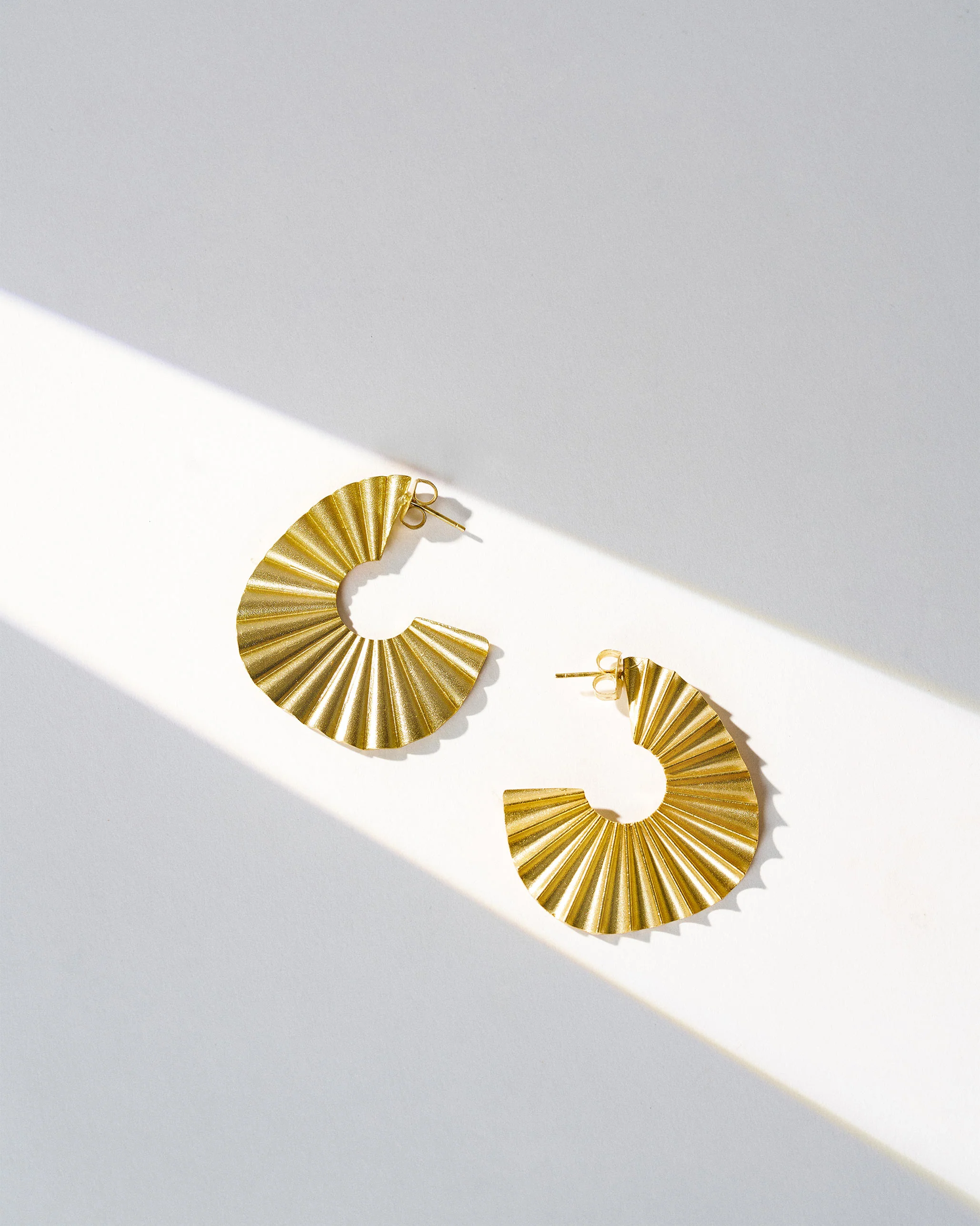Umbrella Hoops - Gold - Image 3