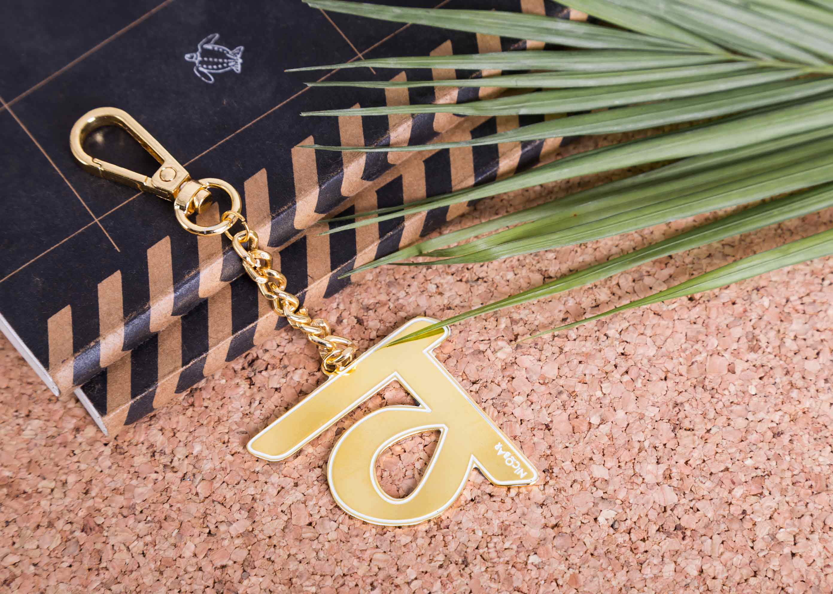 V Keyring - Image 3
