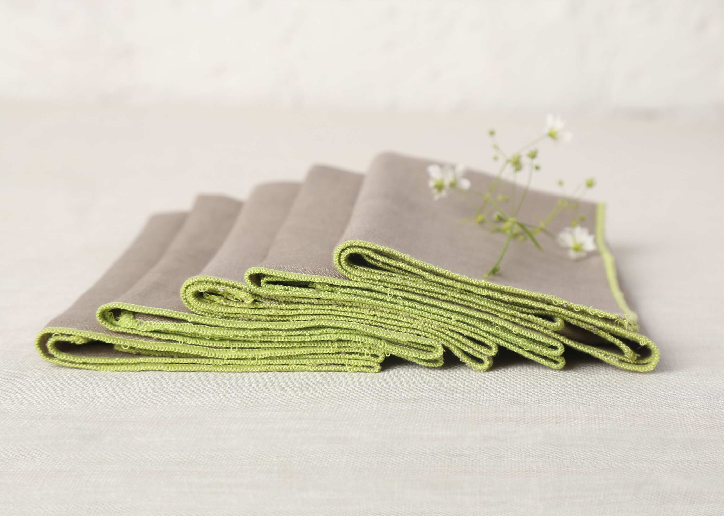 Verandah Dinner Napkins (Set of 6) - Grey & Lime - Image 3