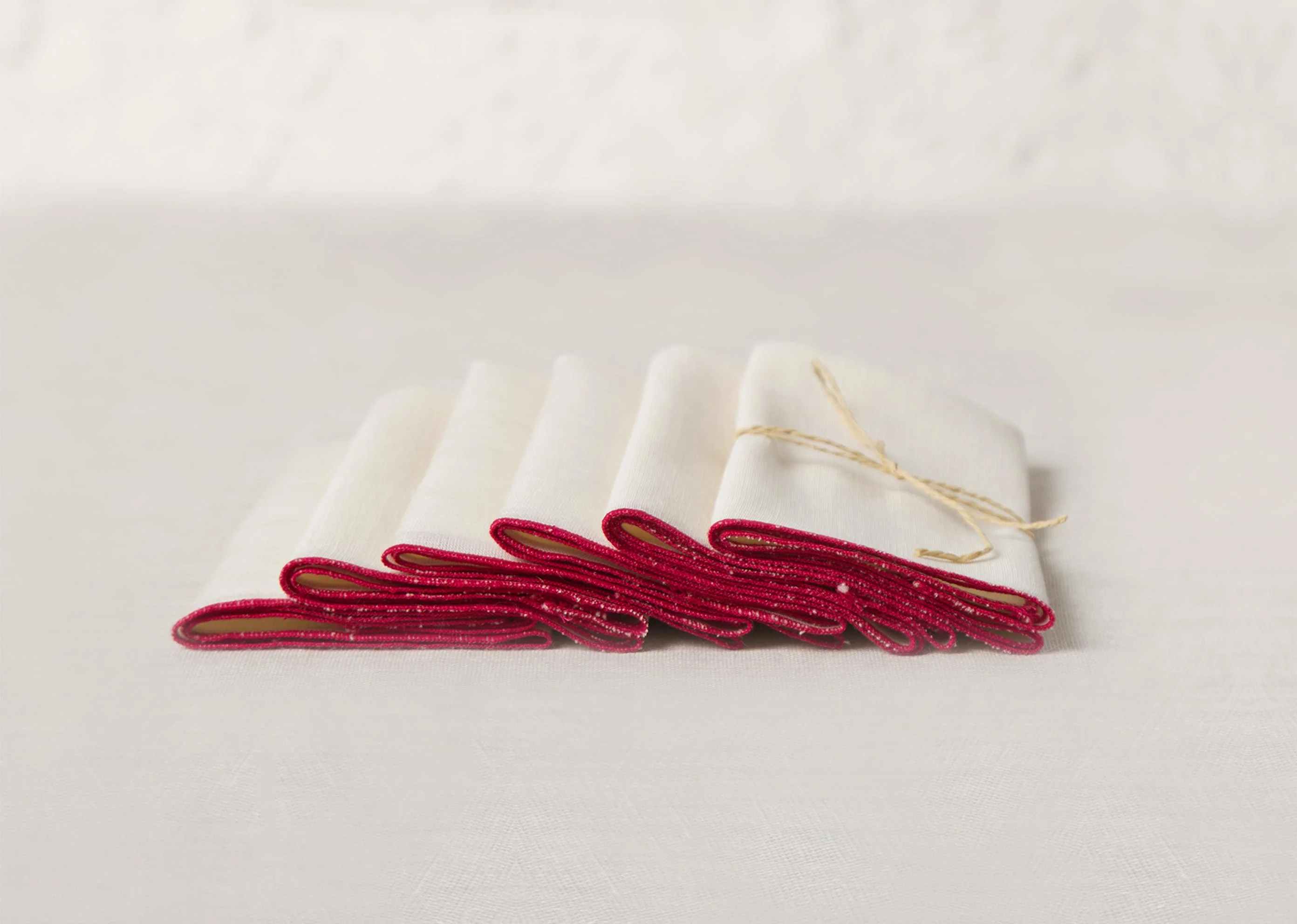 Verandah Dinner Napkins (Set of 6) - Ivory & Fuchsia - Image 3