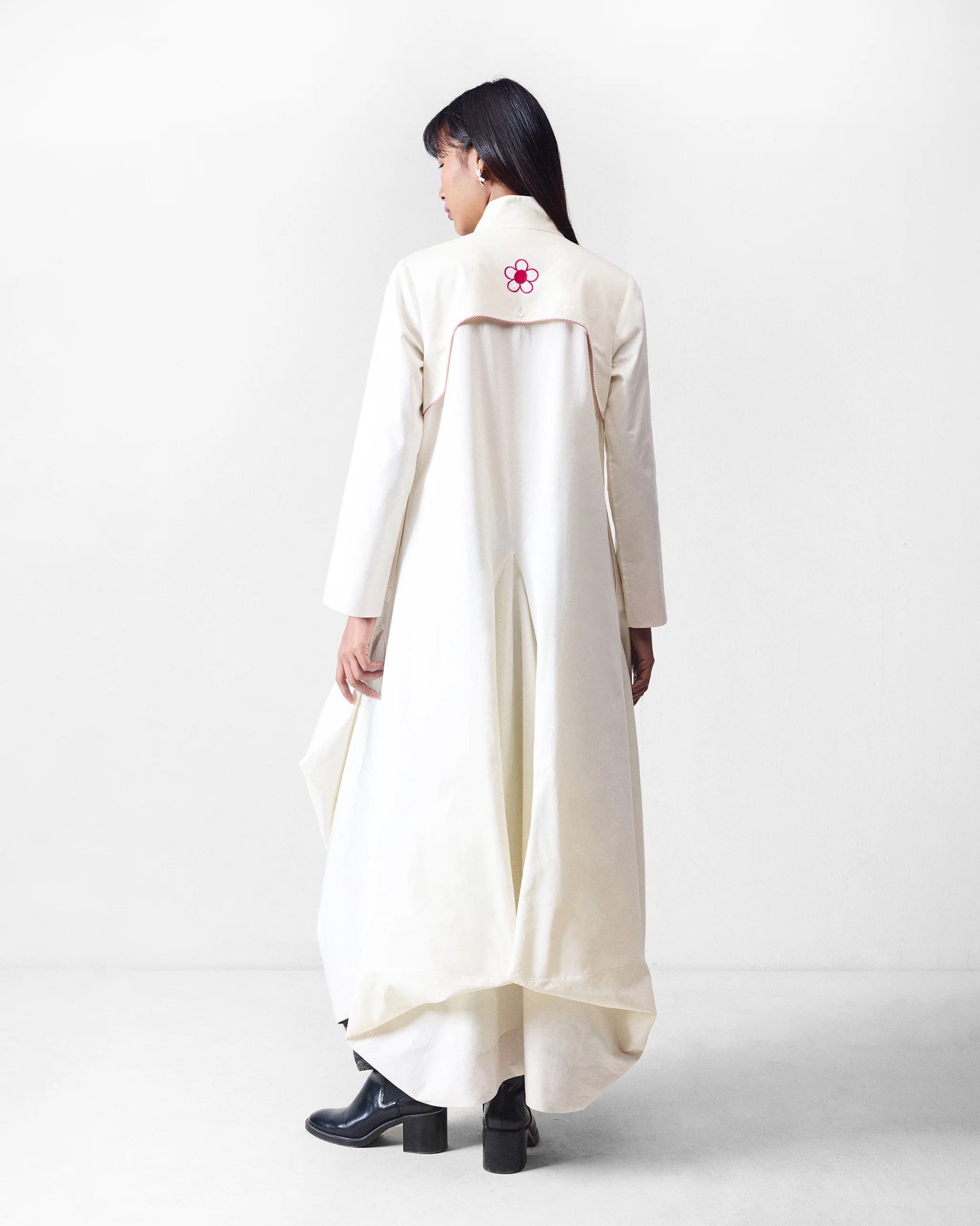 Vestige Kurta - Ivory - Image 4