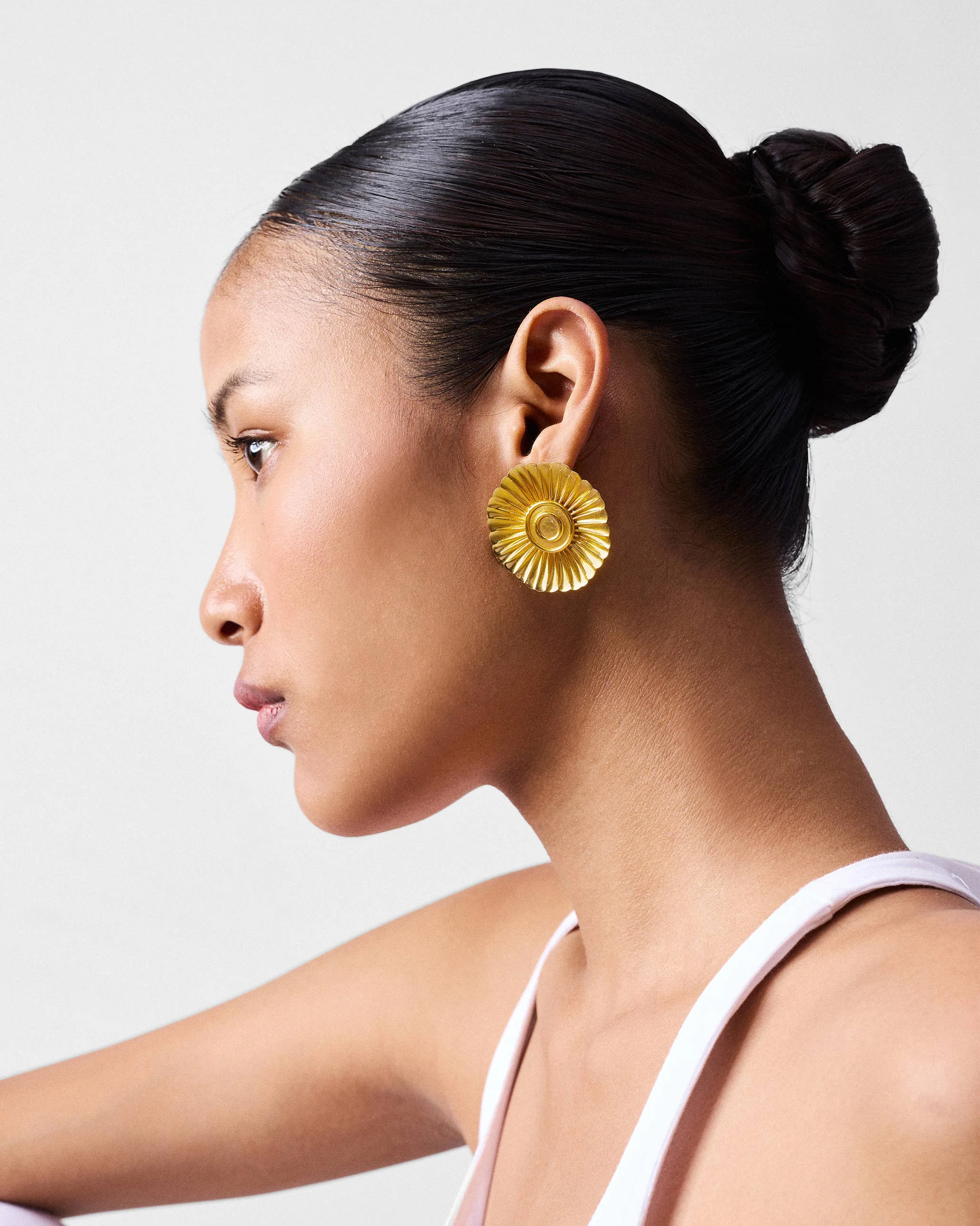 Vintage Studs - Gold - Image 5