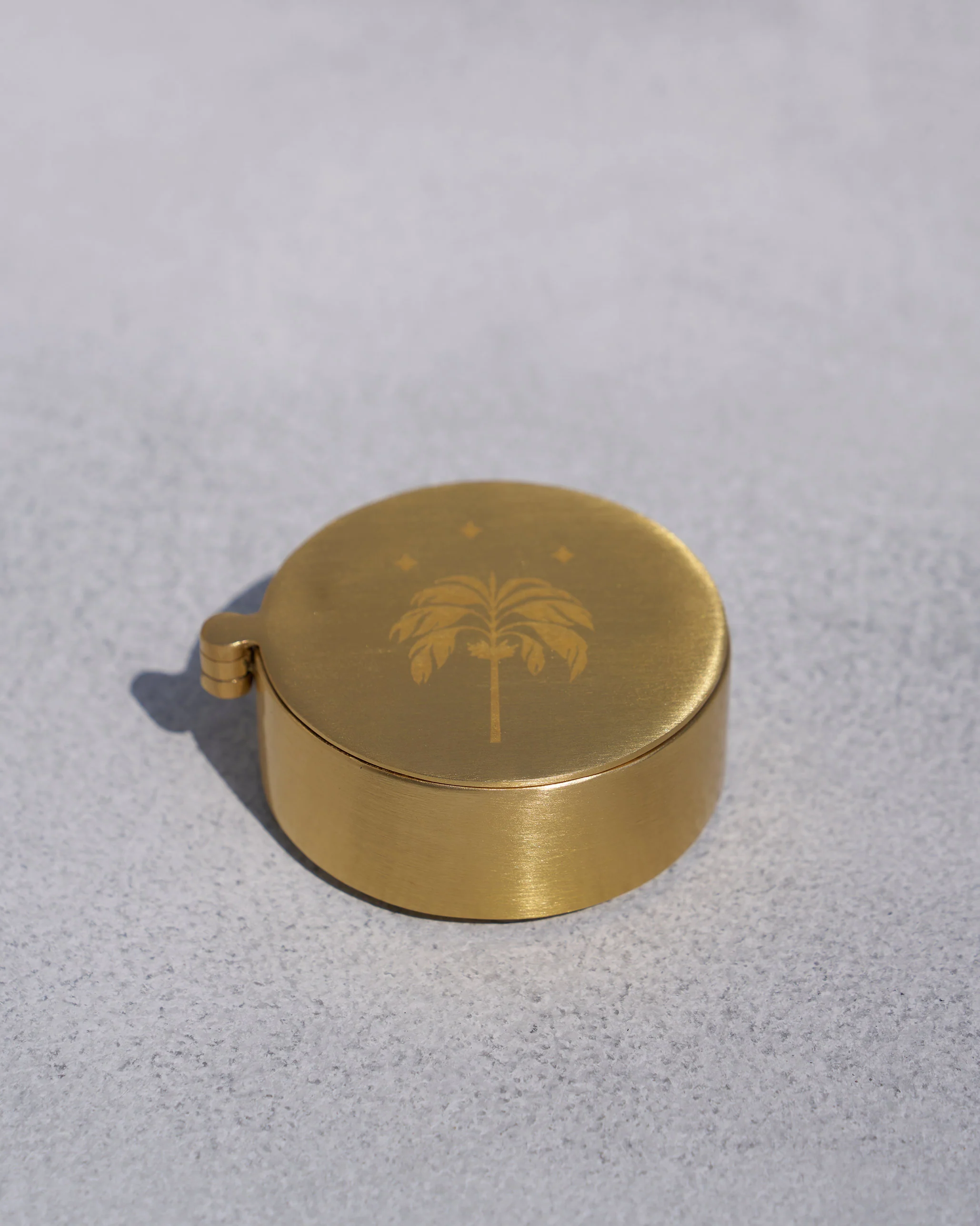 Waadi Kesar Box Gold - Image 3