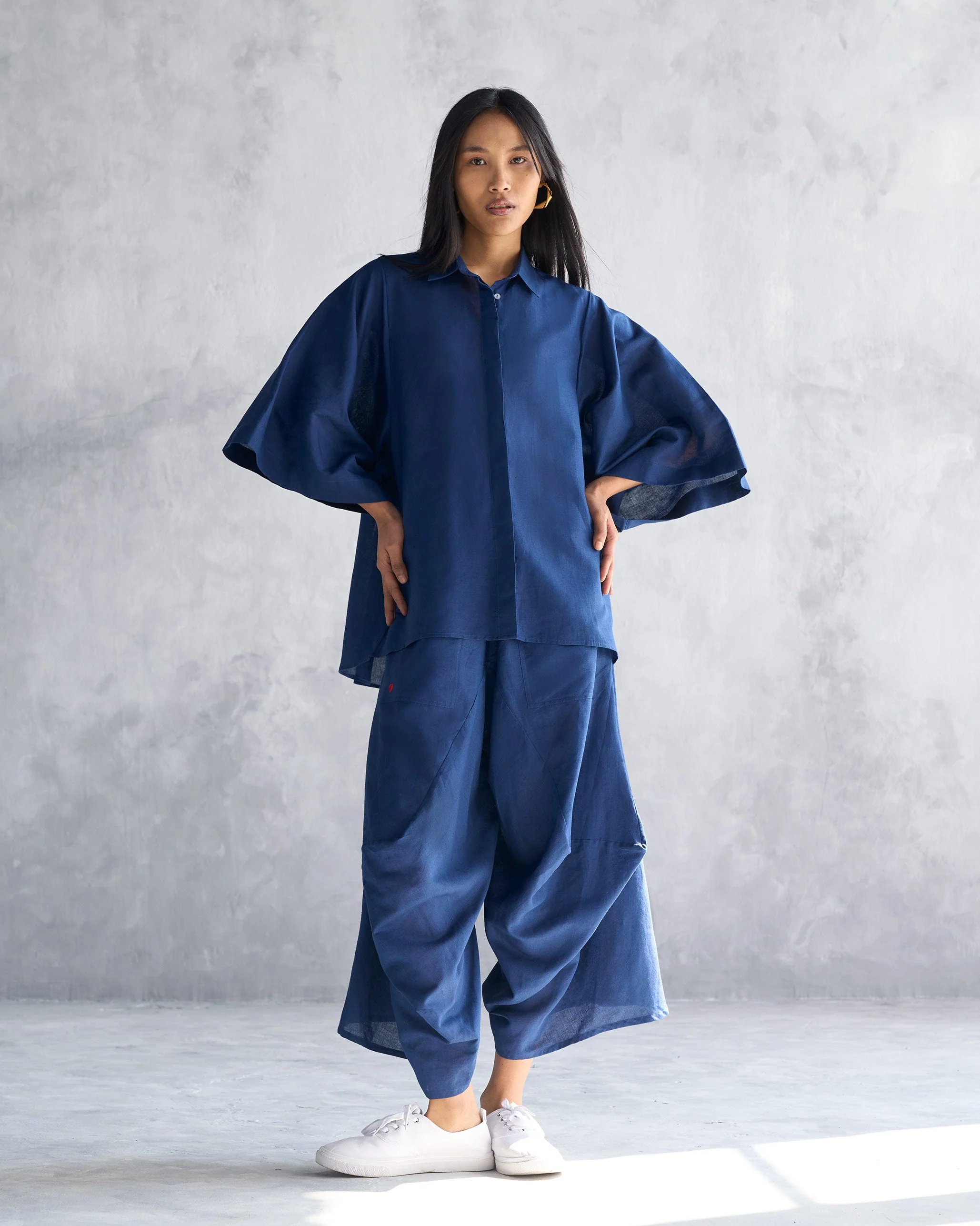 Weekend Trousers - Indigo - Image 3