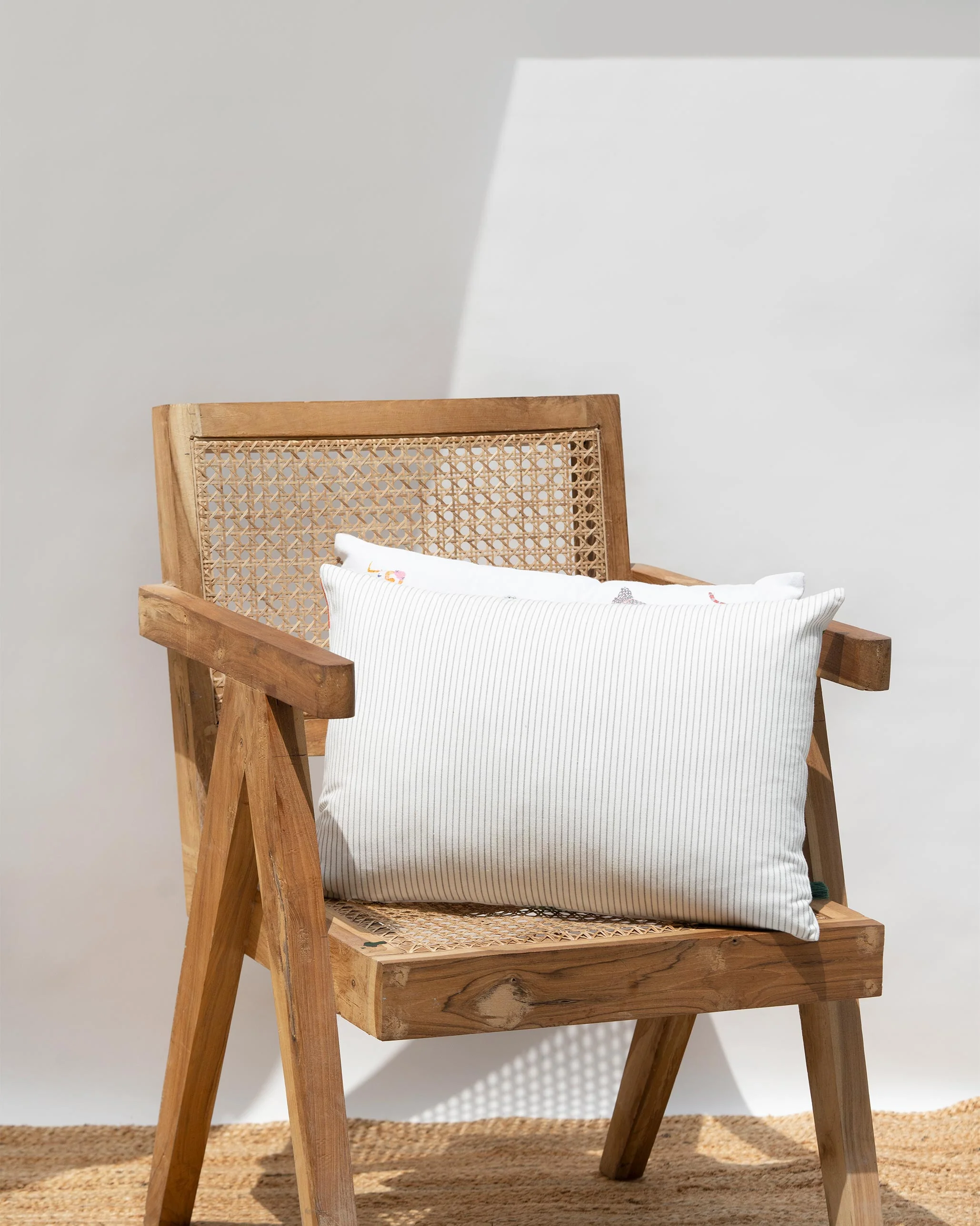 Wildflower Lumbar Cushion Cover - Image 3