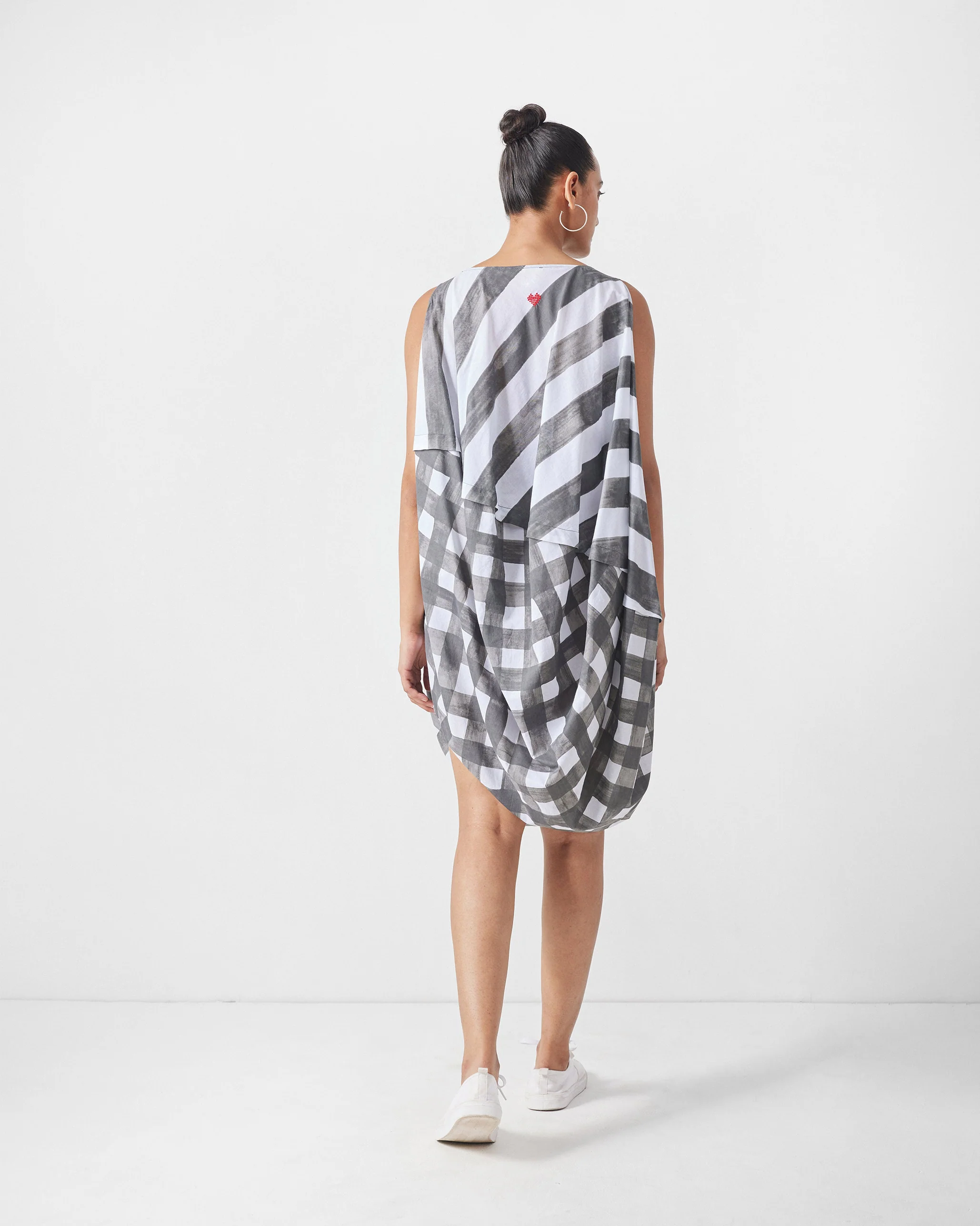 Yin Yan Dress - Charcoal & White Print - Image 5