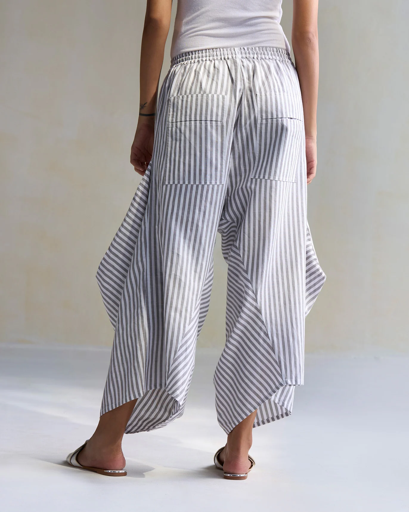 Yoka Trousers - Charcoal - Image 4