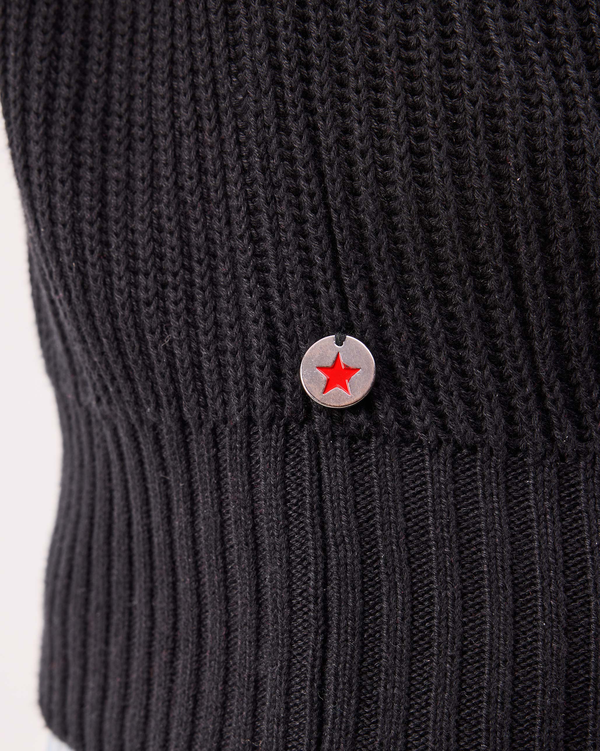 Yule V-neck Sweater - Black - Image 7