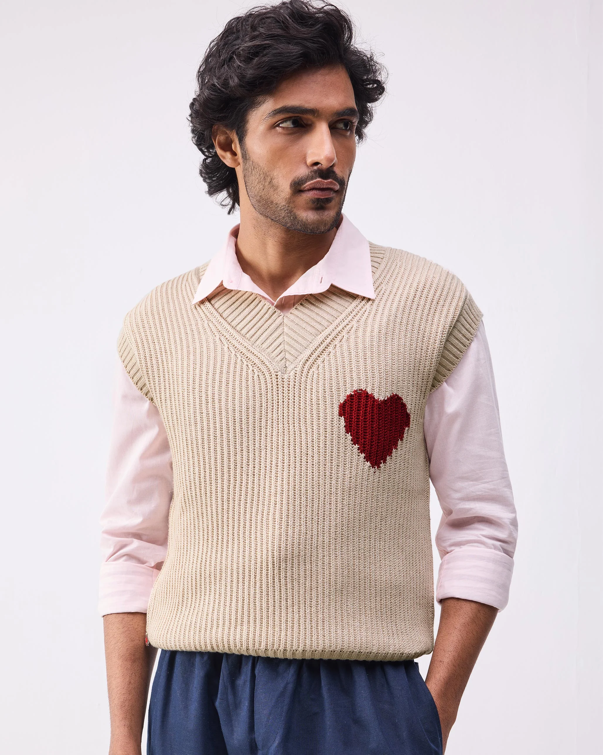 Yule V-neck Sweater - Oatmeal - Image 4