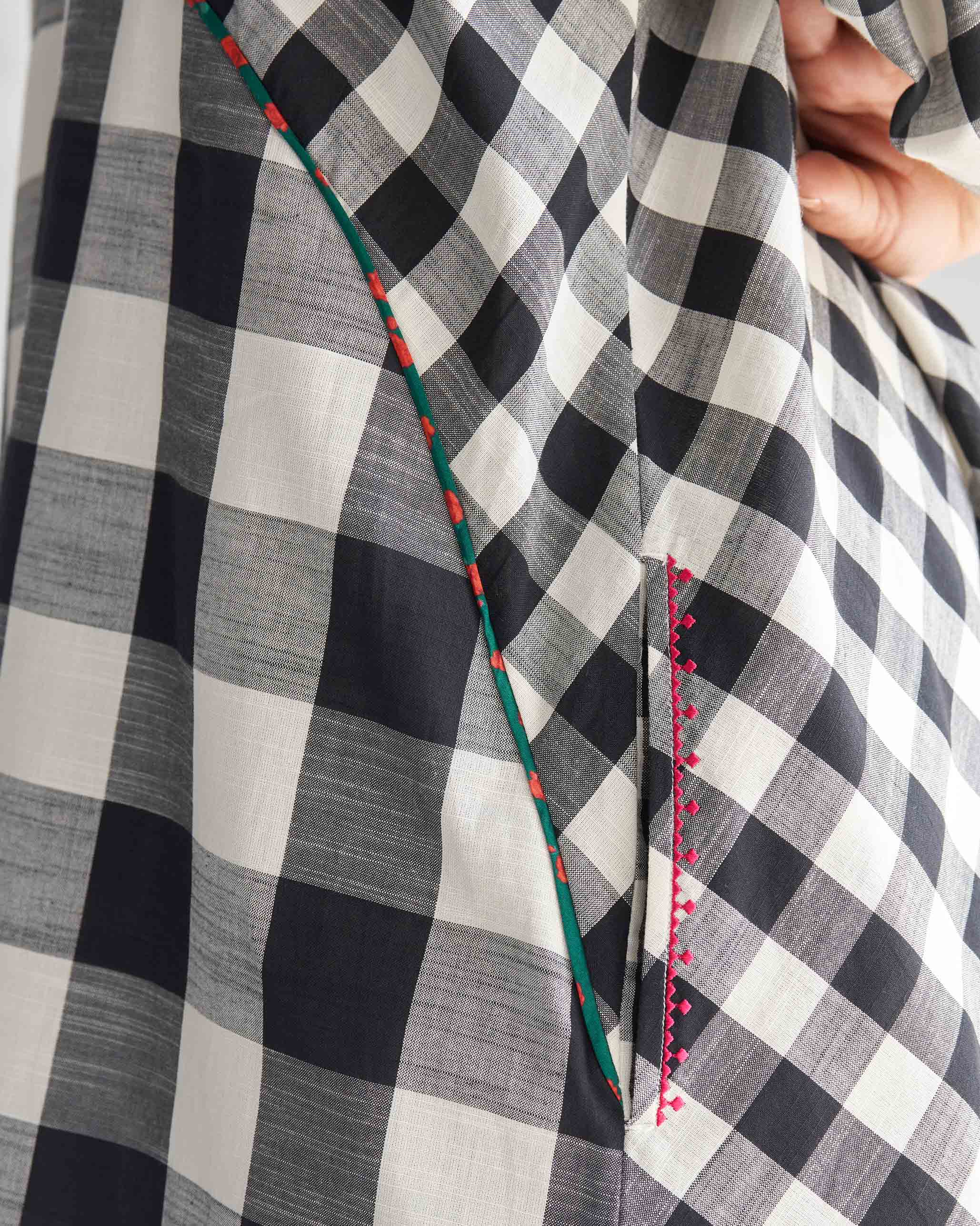 Zanzibar Panelled Kurta - Black & Ivory - Image 3