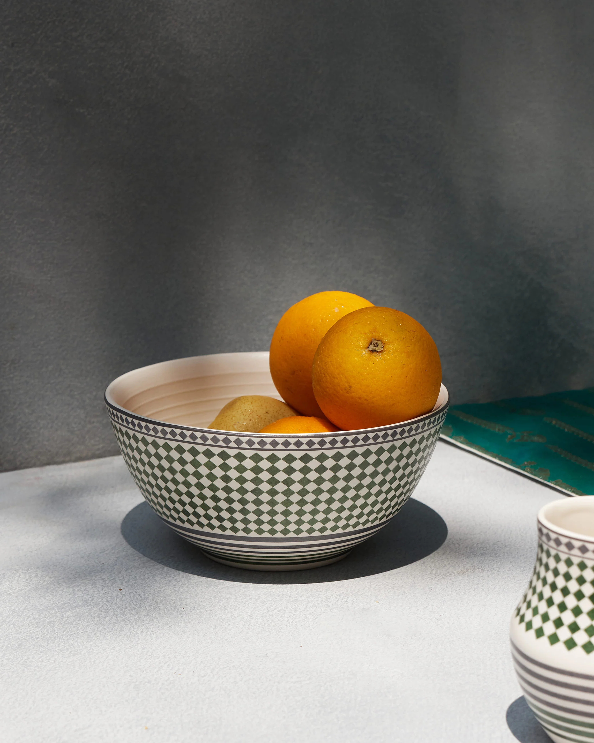 Zellij Serving Bowl - Image 3