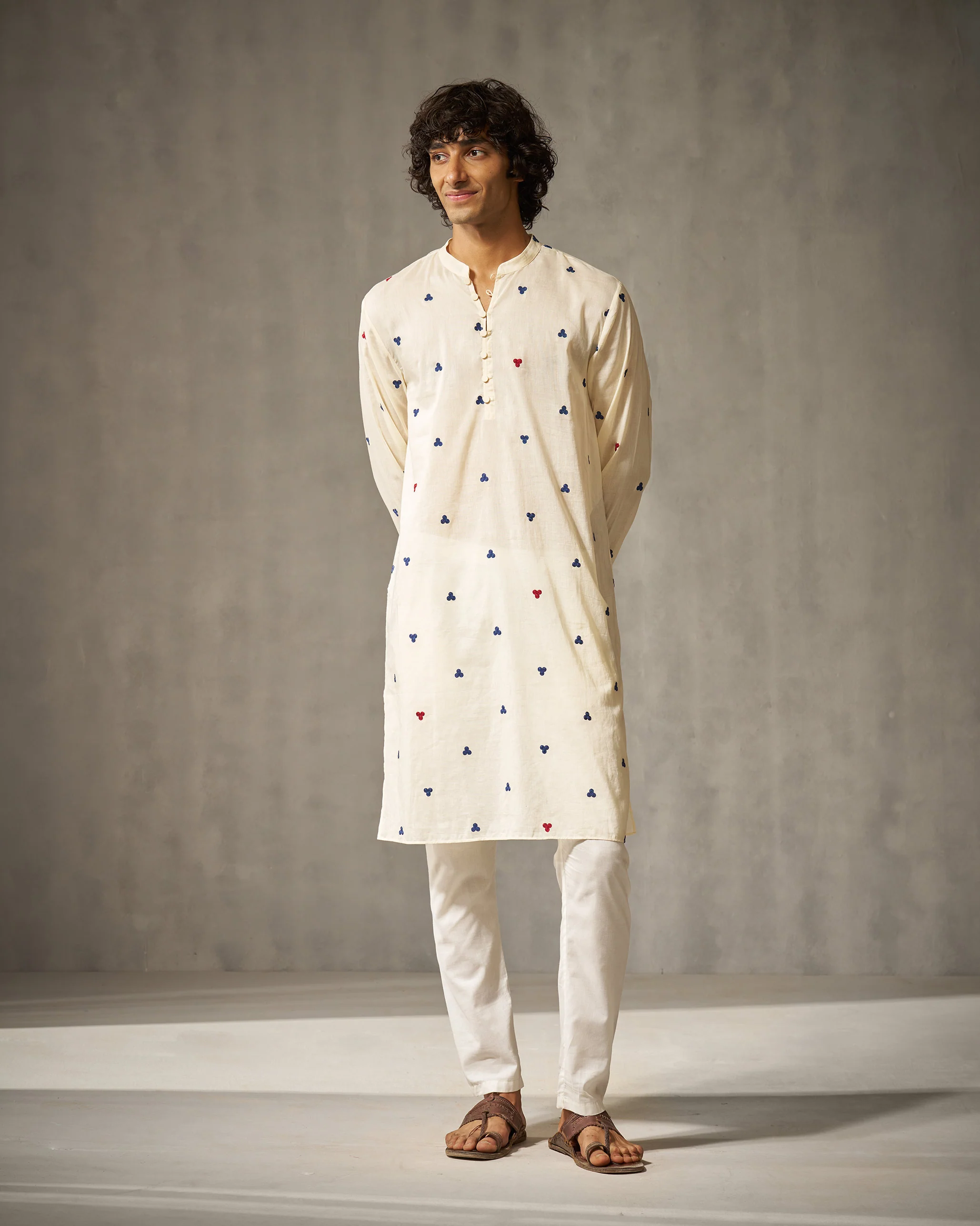 Zenith Kurta - Ivory Embroidery - Image 4