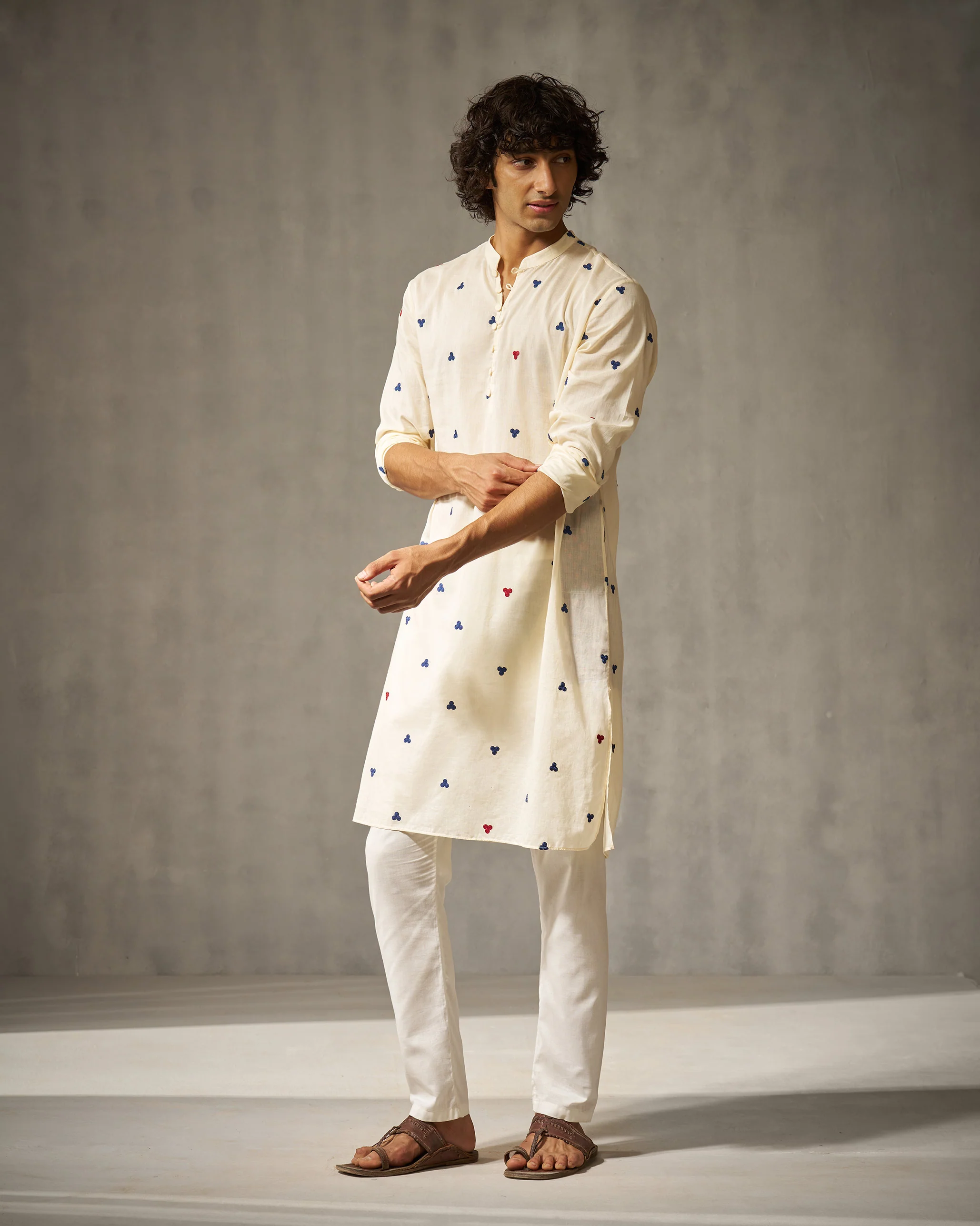 Zenith Kurta - Ivory Embroidery - Image 5
