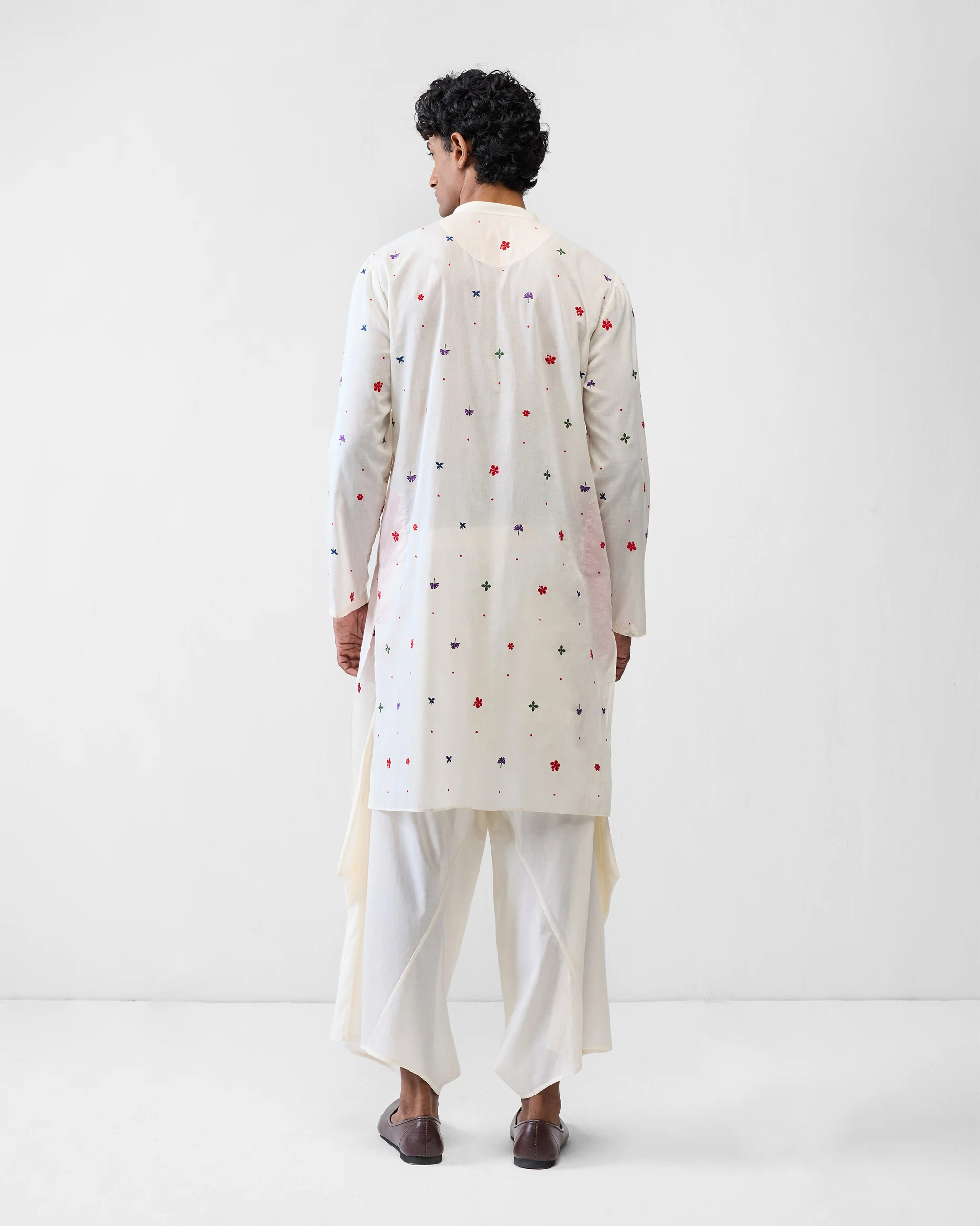 Zenith Kurta - Ivory & Red Embroidered - Image 4