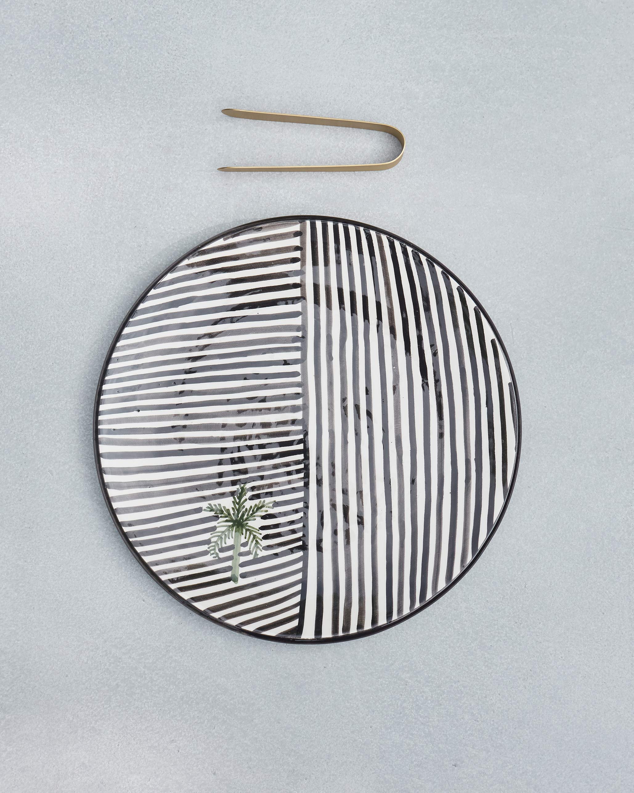 Zenith Platter with Tong - Image 4