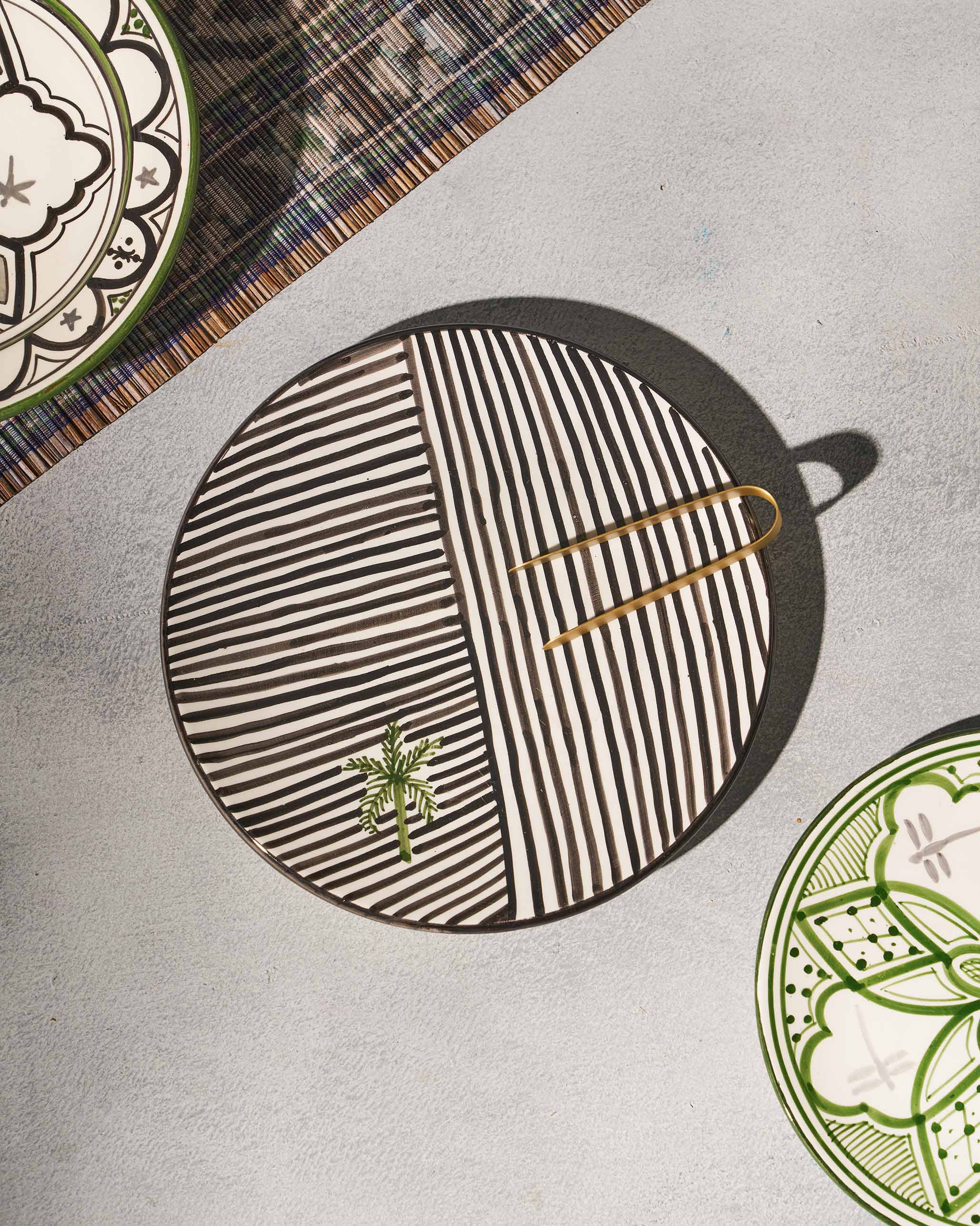 Zenith Platter with Tong - Image 5